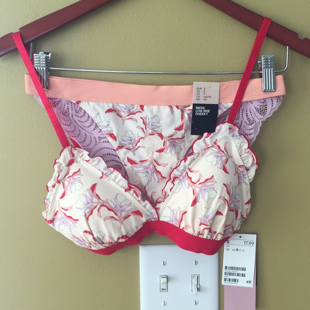 💋2/$30💋 NWT H &M bikini set